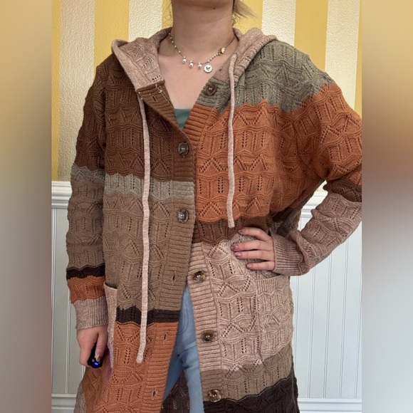 New!Multicolor Knit Hooded Sweater - Picture 6 of 9